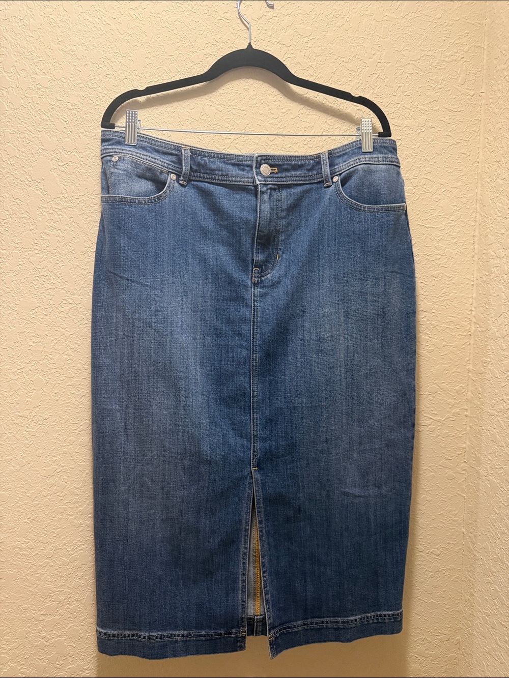 Classic Blue Denim Pencil Skirt - Women's